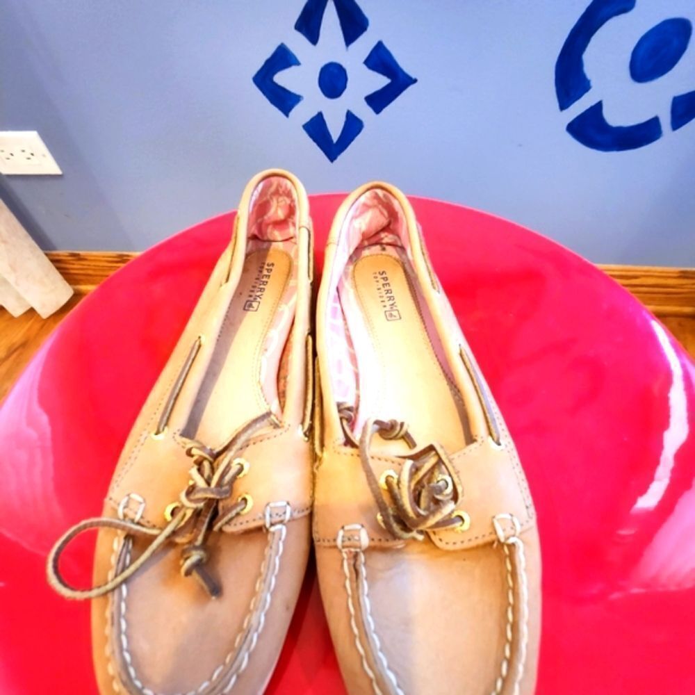 Sperry Tan Flats Timeless Elegance